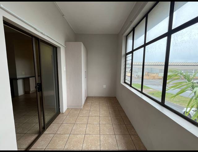2 BEDROOM APARTMENT TO LET IN GLENWOOD